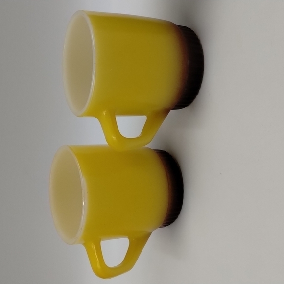 Anchor Hocking Fire King Coffee Mugs MCM Yellow Gold and Avocado Green Set of 4 - Picture 2 of 8